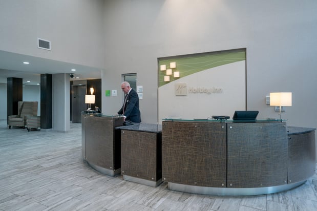Images Holiday Inn Atlanta/Roswell by IHG