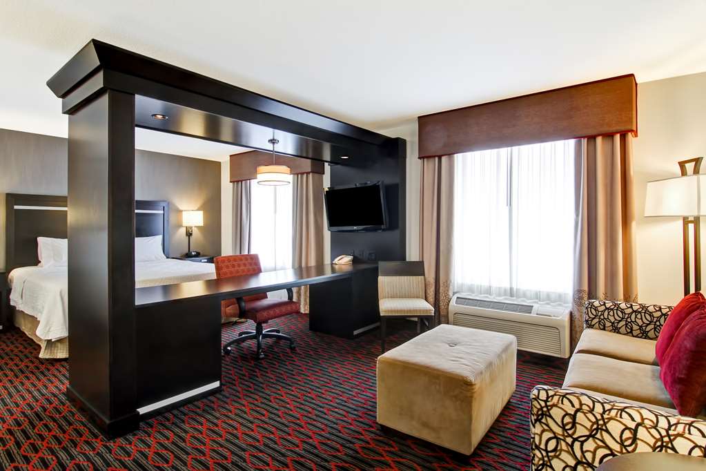 Images Hampton Inn & Suites by Hilton Red Deer