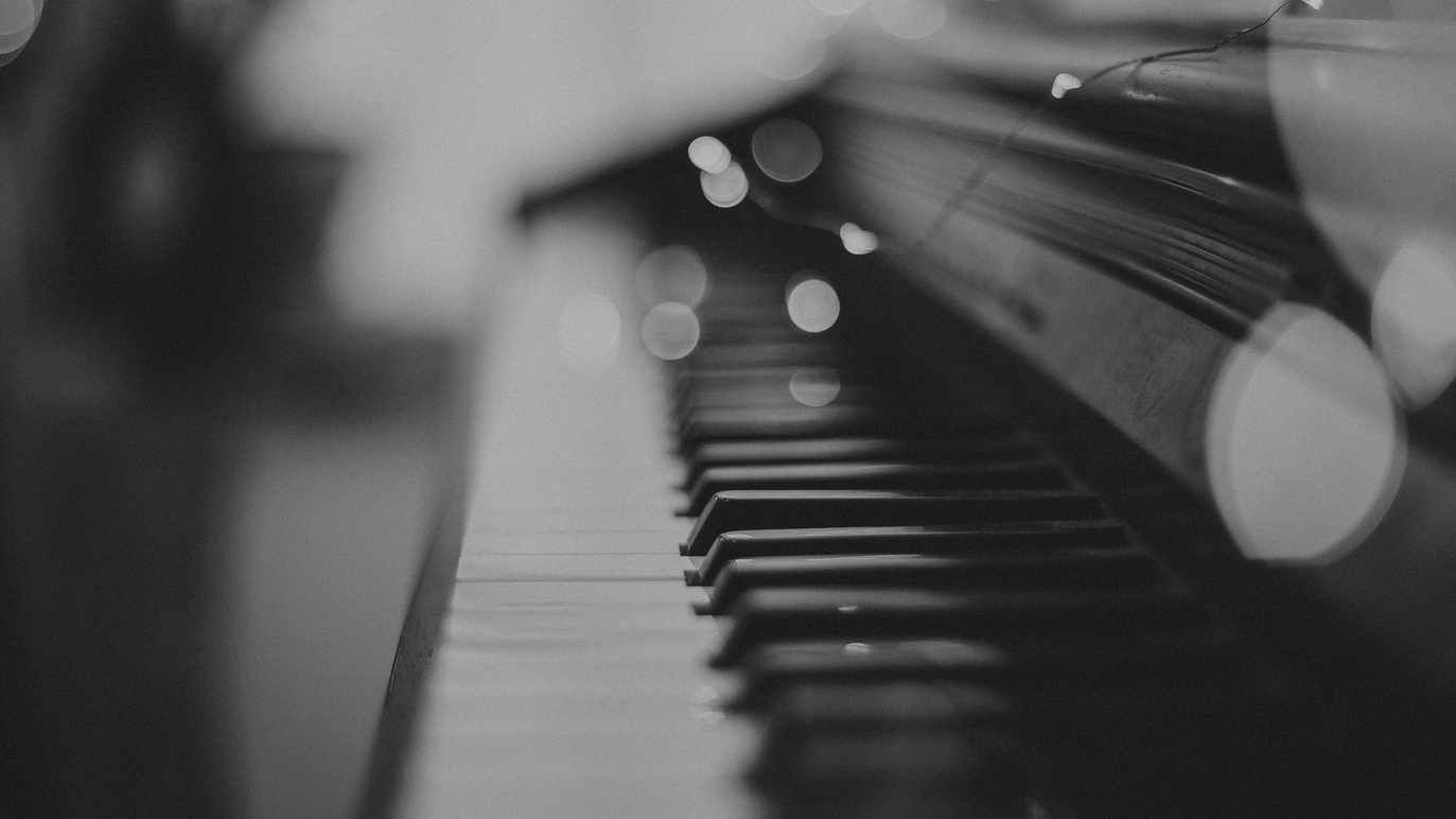 Images Pianostämmare Roger Ärfström
