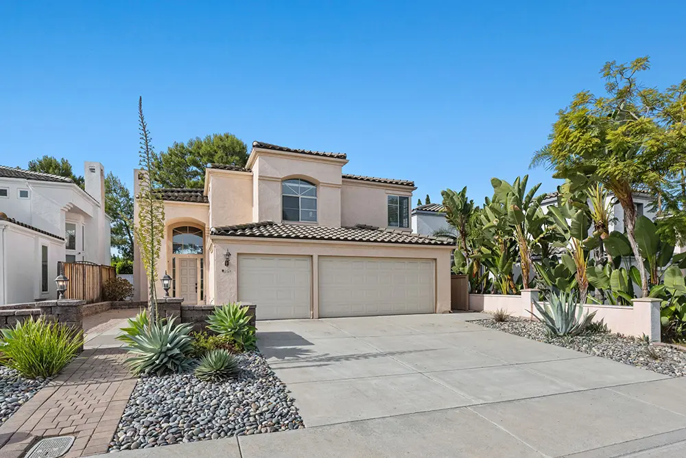 Women’s Residential Treatment Home Exterior – San Diego