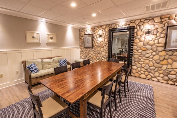Images Holiday Inn Manahawkin/Long Beach Island by IHG