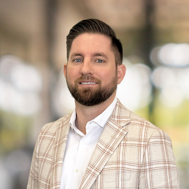 Headshot of Christopher H. Wilson, a wealth advisor at Chase