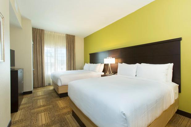 Images Staybridge Suites Orlando at Seaworld by IHG