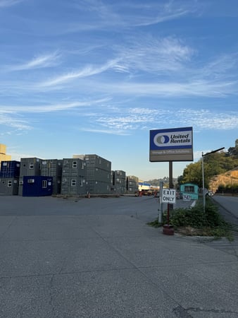 Images United Rentals - Storage Containers and Mobile Offices