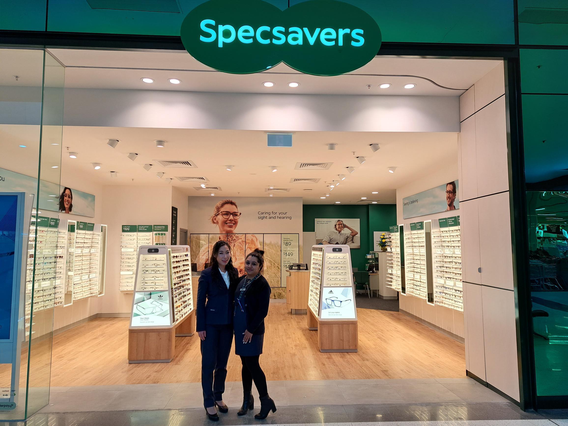 Images Specsavers Optometrists & Audiology - Wyndham Village S/C