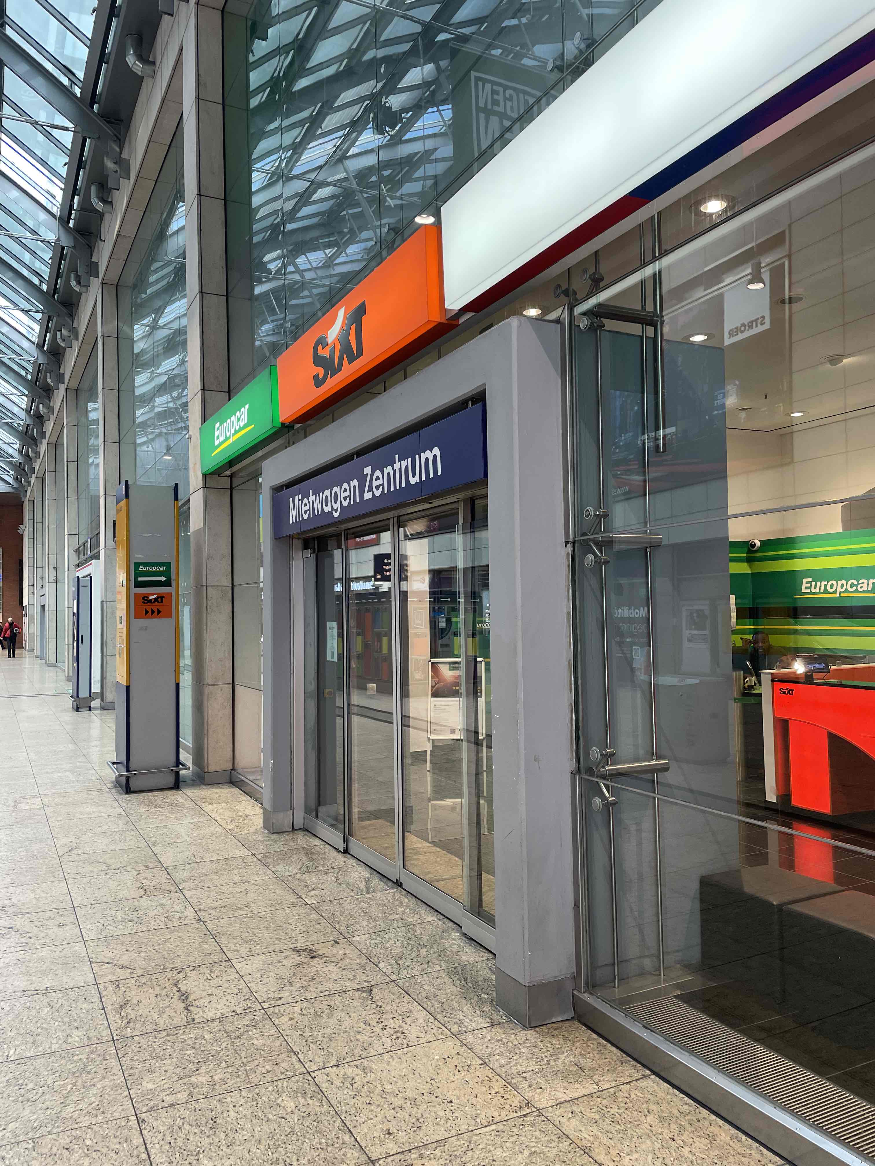 SIXT Autovermietung Köln Hauptbahnhof, Trankgasse 11 im Hbf in Köln