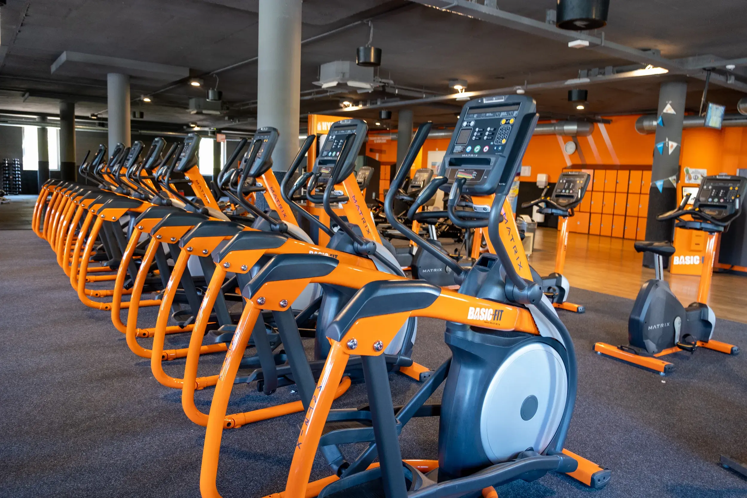 Foto's Basic-Fit 24/7