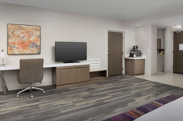 Images Hilton Garden Inn Columbia Airport
