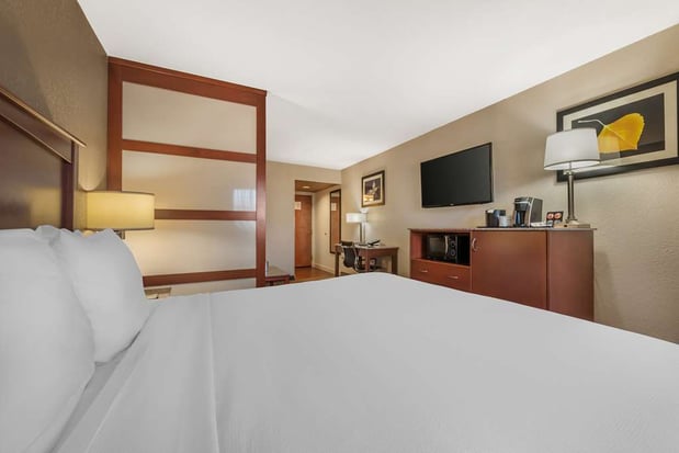 Images Best Western Plus Peak Vista Inn & Suites
