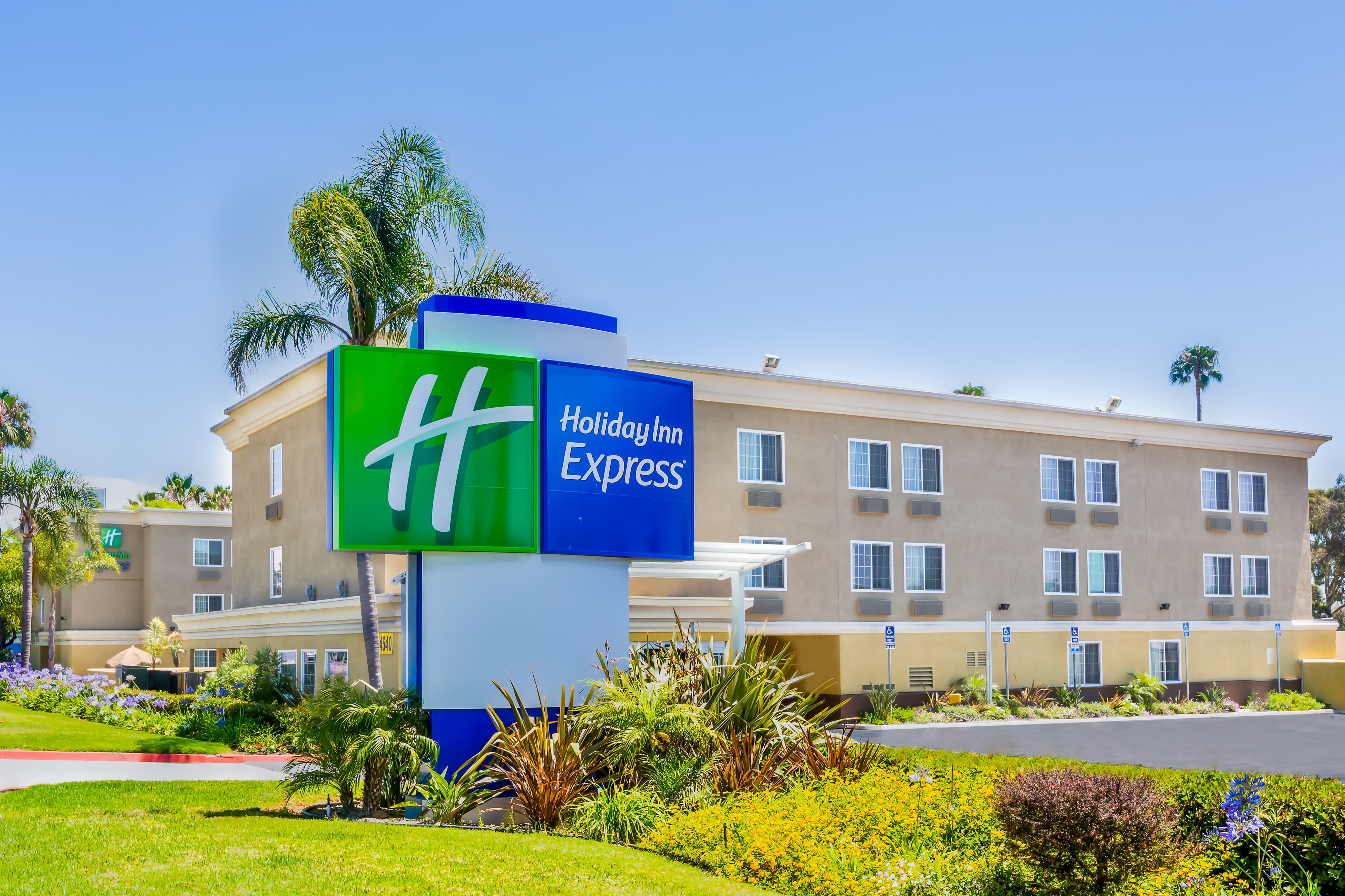 Holiday Inn Express San Diego N - Rancho Bernardo, San ...