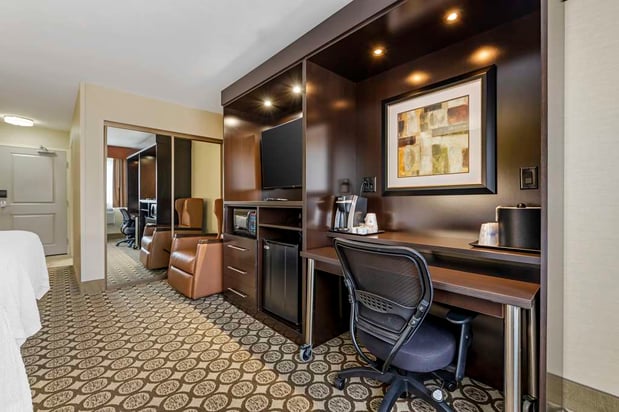 Images Best Western Plus InnTowner Madison