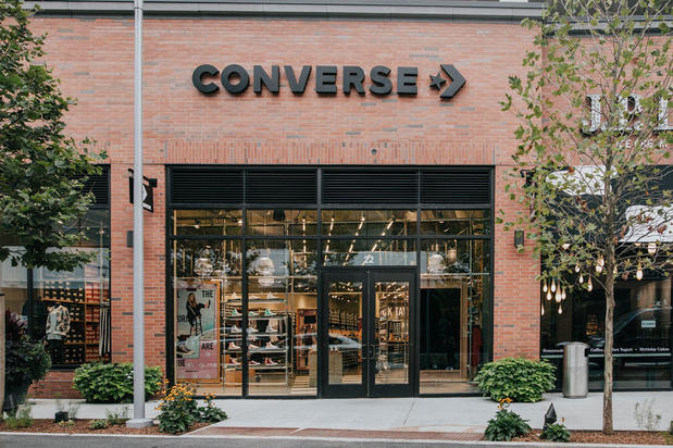 Images Converse Factory Store