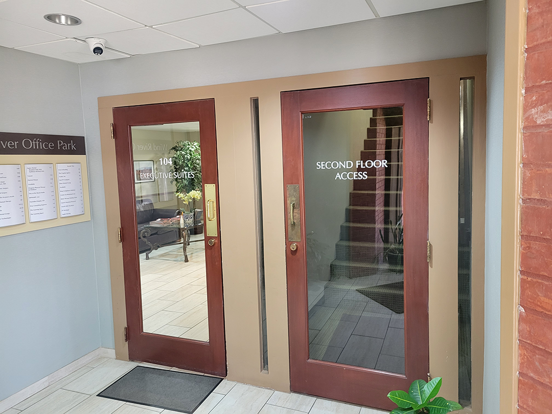 Front doors of the Great Hills FastFit Studio