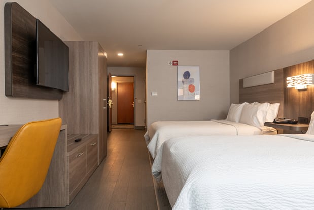 Images Holiday Inn Express & Suites Hampton South-Seabrook by IHG