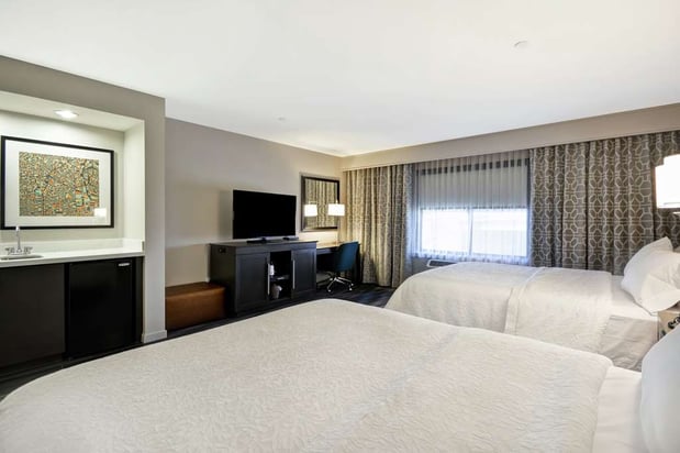 Images Hampton Inn and Suites Los Angeles Burbank Airport