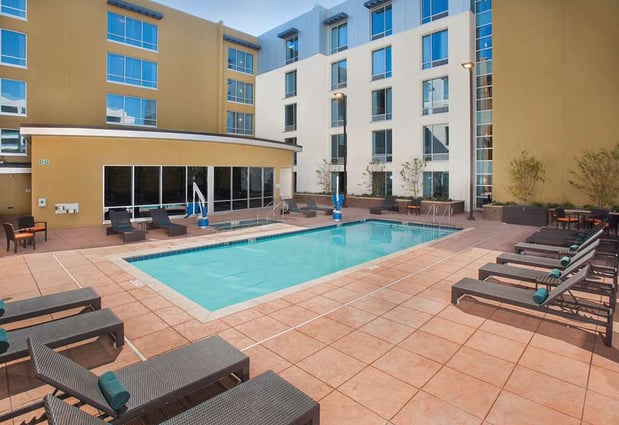 Images Hilton Garden Inn Burbank Los Angeles
