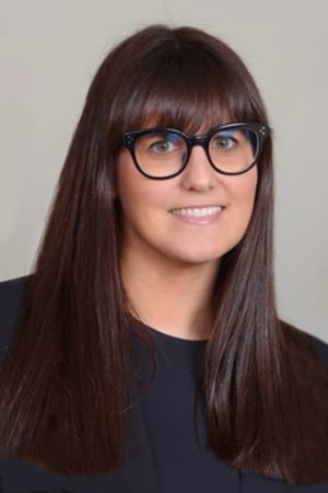 Images Edward Jones - Financial Advisor: Laura Tinsley