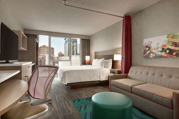 Images Home2 Suites by Hilton Chicago River North