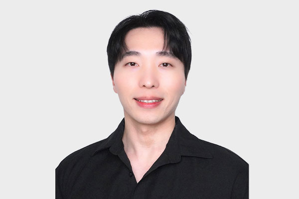 TJ Kim, Optometrist Partner in our Albany Westfield store