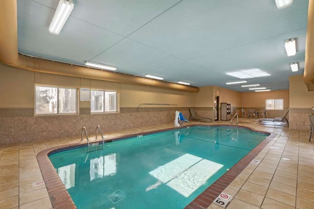 Images Best Western Plus Altoona Inn