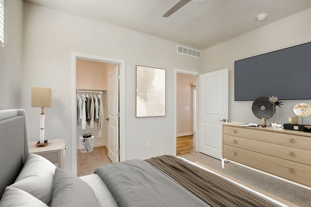 Images Ascend at Longbow Highpoint