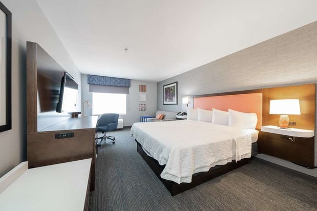 Images Hampton Inn & Suites Modesto-Salida