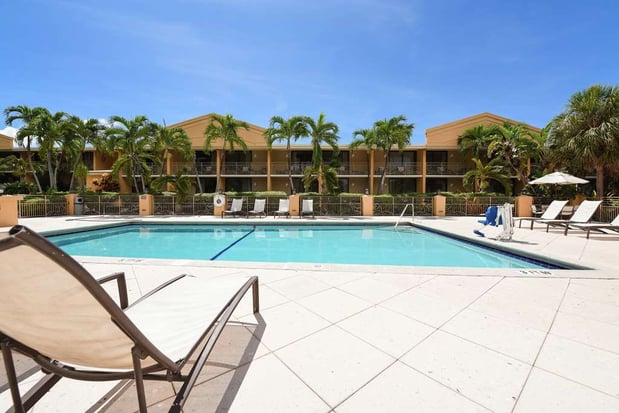 Images Hampton Inn Key Largo, FL