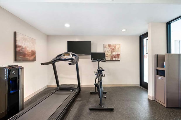 Images Best Western Plus Newport Mesa Inn