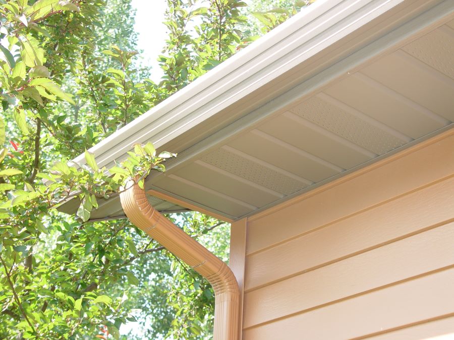 ABC has 30 colors available to choose from for a matching or complementing combination. We can also match and cover your overhang to eliminate difficult painting and upgrade your home's appearance.