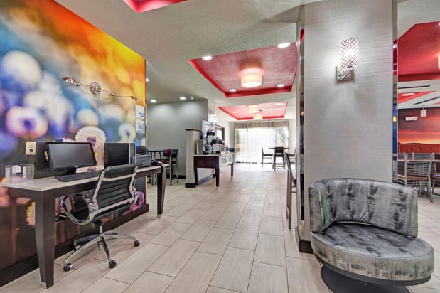 Images Holiday Inn Express & Suites Oklahoma City North by IHG