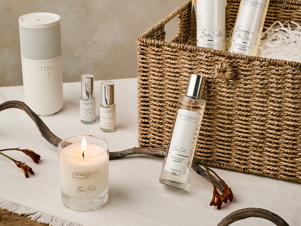 The White Company 105