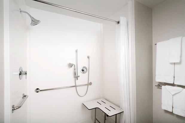 Images Holiday Inn Express & Suites San Antonio North - Windcrest by IHG