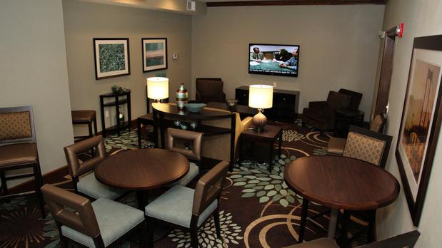 Images Staybridge Suites Lincoln Northeast by IHG