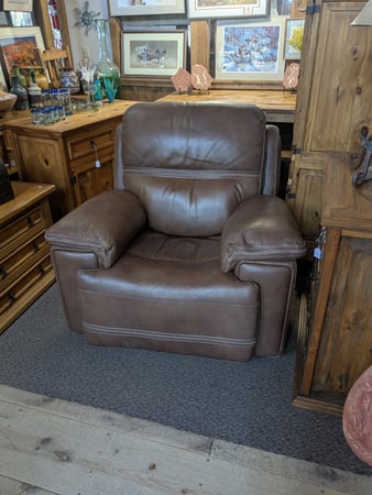 Images Mary's Cozy Home Furnishings