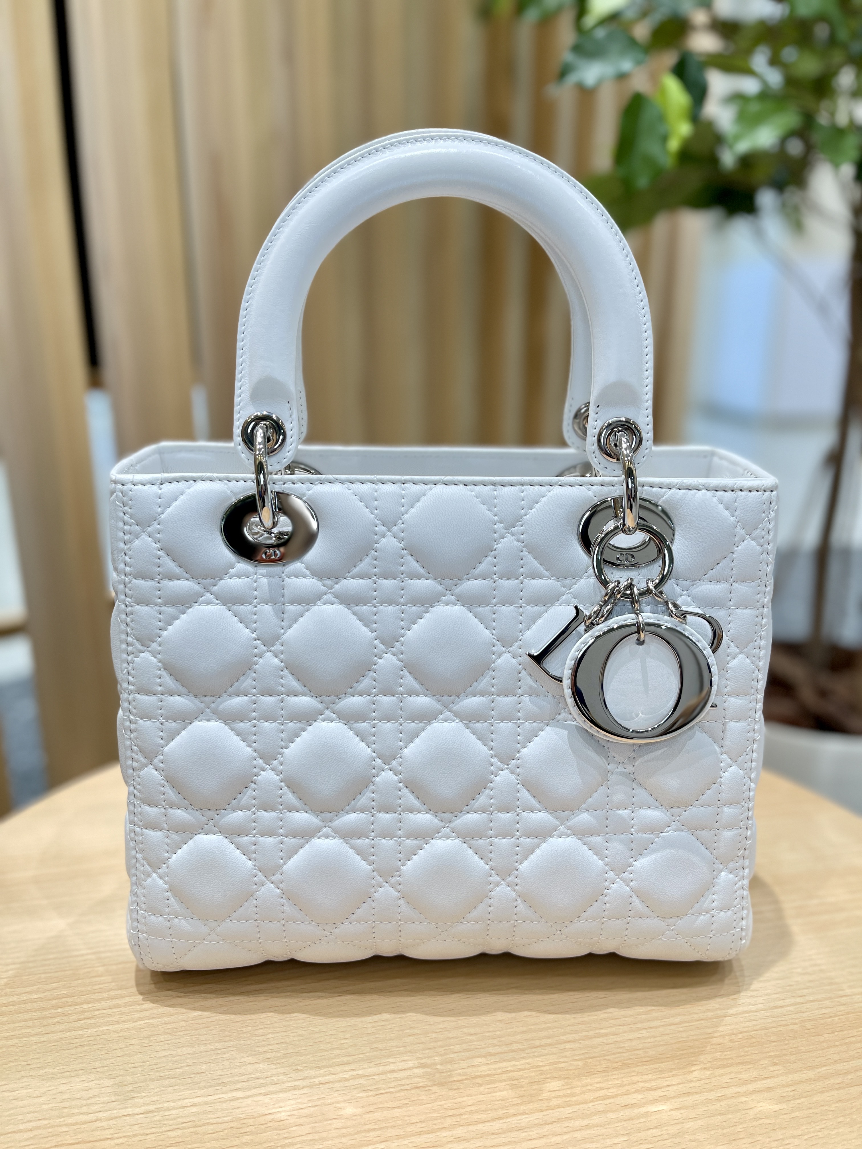 Images KOMEHYO（コメ兵）買取センターアスピア明石