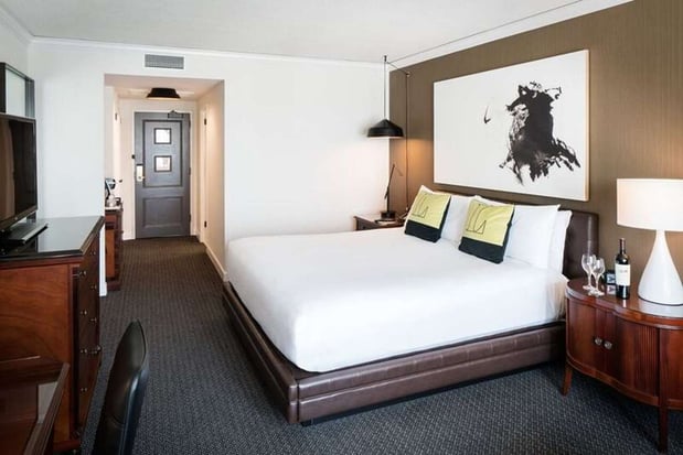 Images The Logan Philadelphia, Curio Collection by Hilton