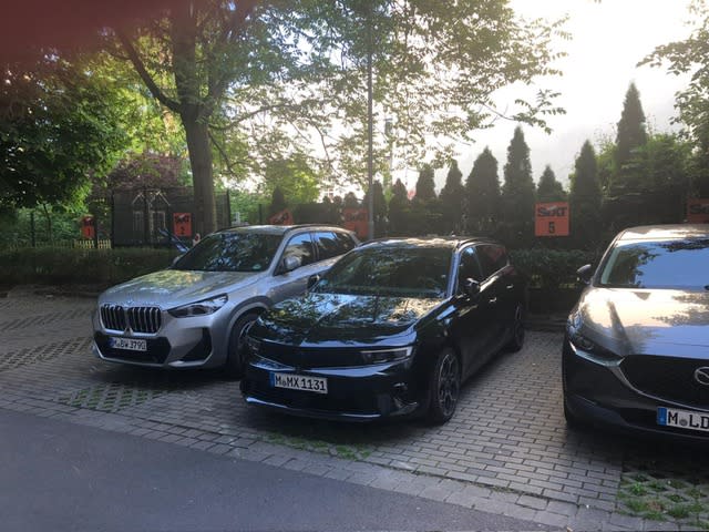 SIXT Autovermietung Leipzig Zentrum/Thomasium, Käthe-Kollwitz-Str. 16-18 in Leipzig
