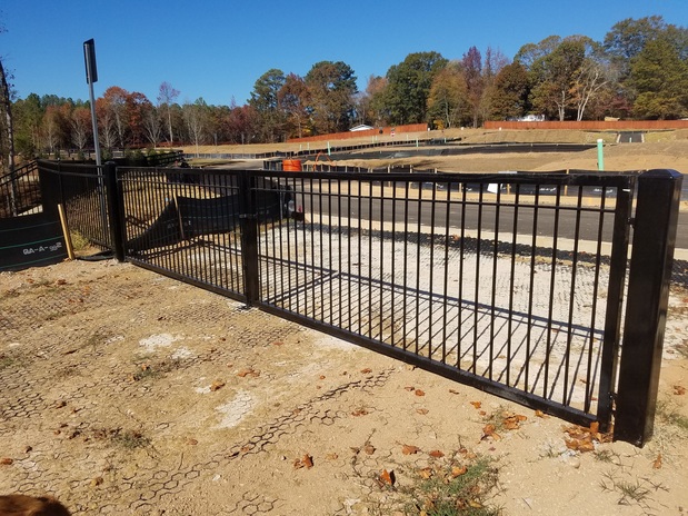 Images NEED-A-FENCE, INC.