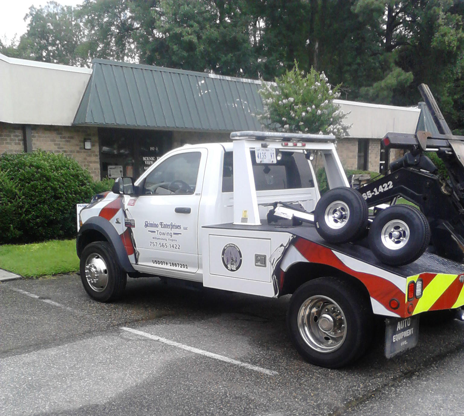Skimino Enterprises LLC | Williamsburg, VA |  (757) 565-1422 | Emergency Towing Service | Roadside Assistance