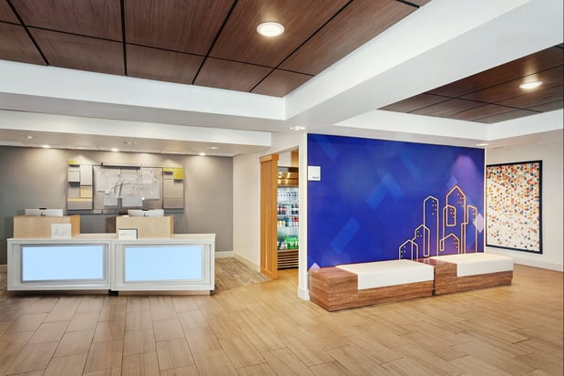 Images Holiday Inn Express & Suites Urbana-Champaign (U of I Area) by IHG
