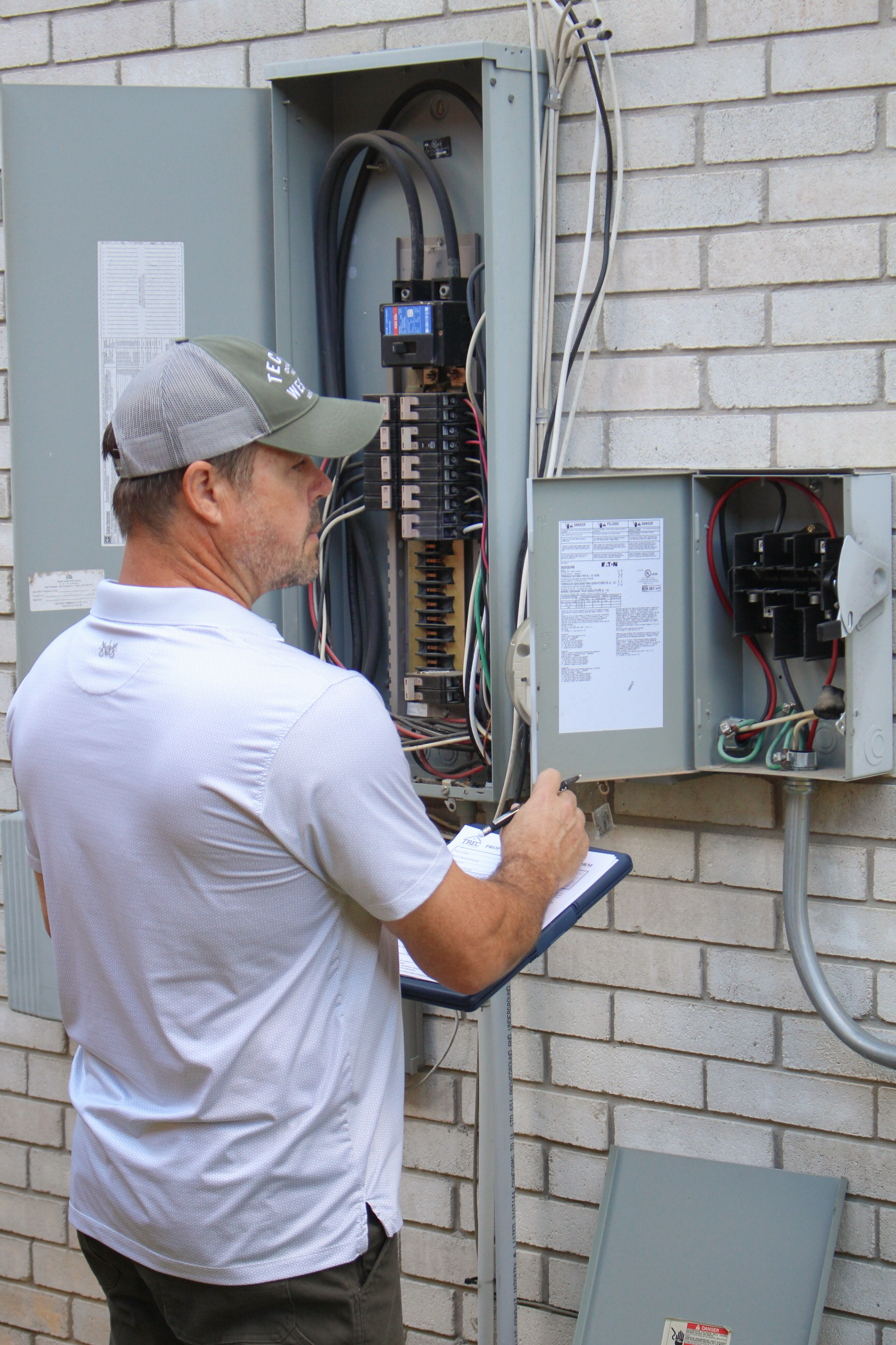 A pre-sale inspection is a full inspection ordered before the house ever hits the market, so you see your home the way a buyer's inspector will. Find the issues first, fix the ones worth fixing on your own schedule, and price the house honestly. Fewer repair demands during the option period, and a smoother ride to closing.