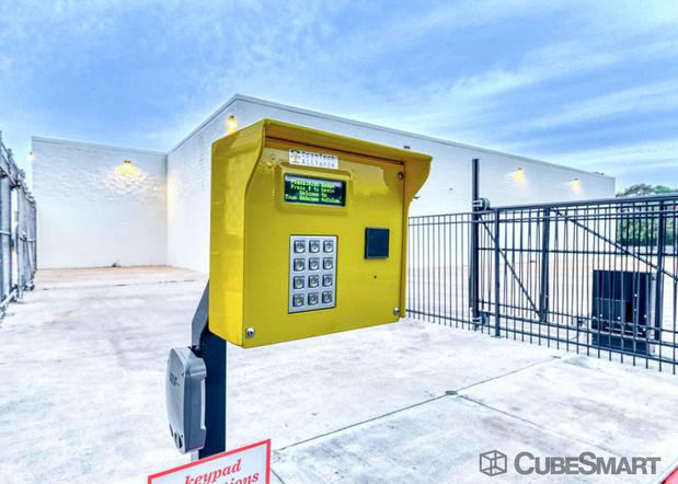 Images CubeSmart Self Storage