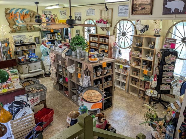 Images Gram-ma's Country Corner, LLC