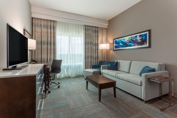Images Holiday Inn & Suites Jefferson City by IHG