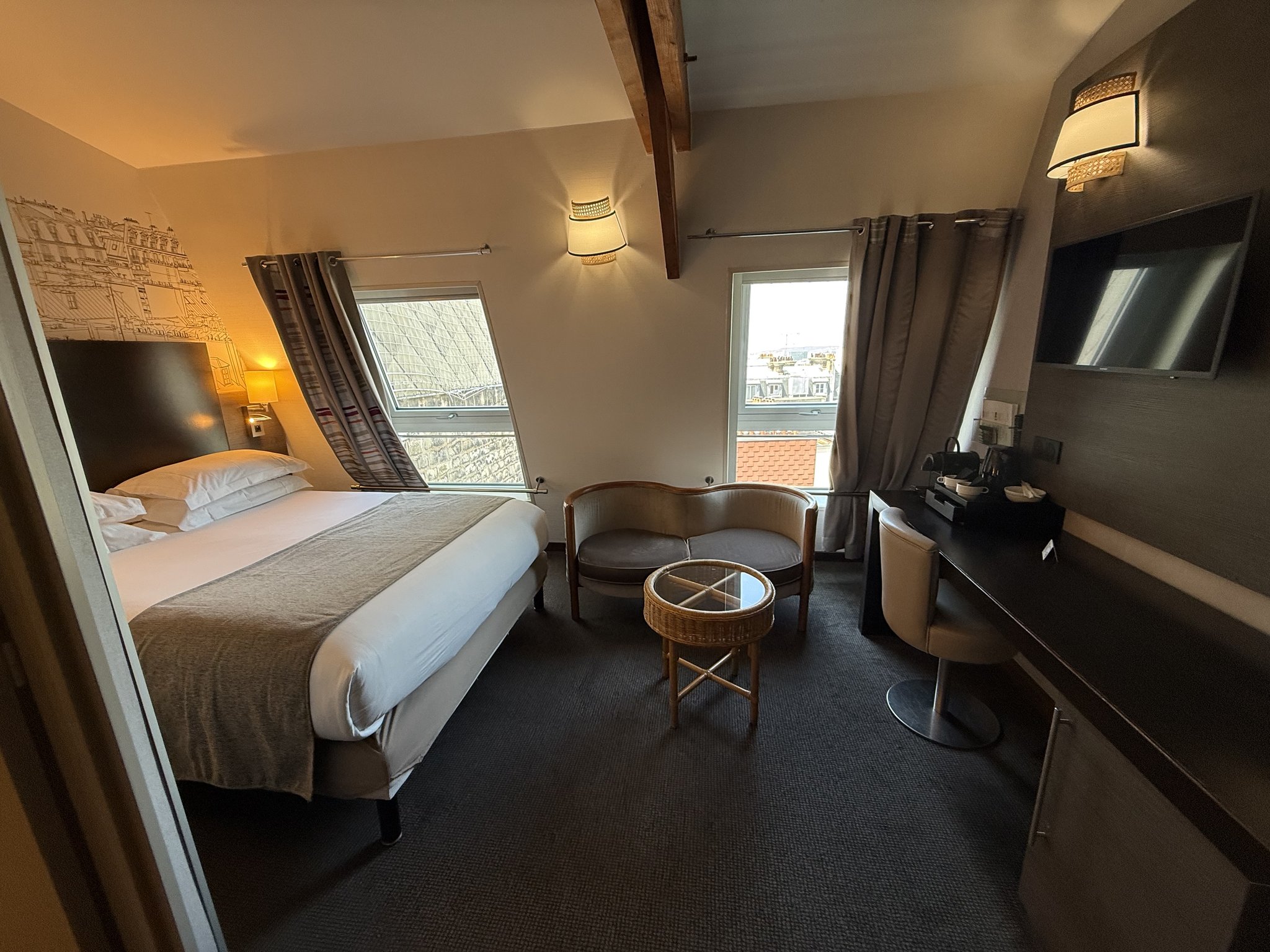 Images Holiday Inn Paris - Montmartre by IHG