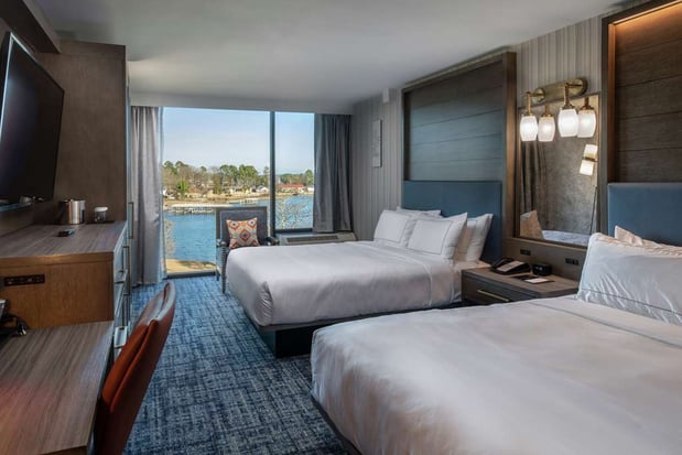 Images DoubleTree by Hilton Hot Springs