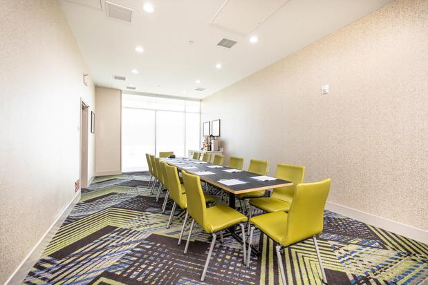 Images Holiday Inn Express & Suites San Jose – Silicon Valley by IHG