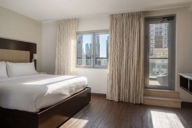 Images Embassy Suites by Hilton New York Manhattan Times Square