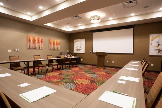 Images Holiday Inn Murfreesboro by IHG