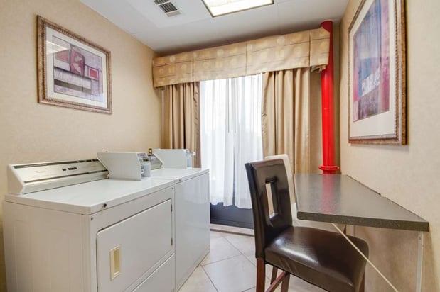 Images Hampton Inn & Suites Las Cruces I-25